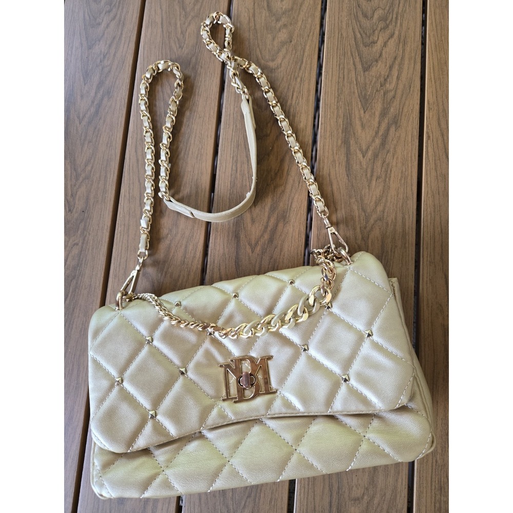 Badgley Mischka Metallic Gold Purse Quilted Diamond Pattern Gold Link Strap